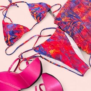 SHEIN Multicolor Swirl Bikini Set